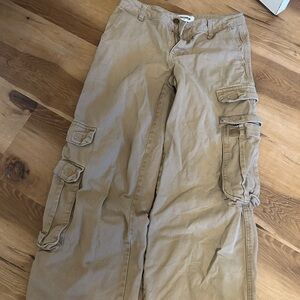 RSQ Women’s Mid Rise Wide Leg Beige Cargo Pants